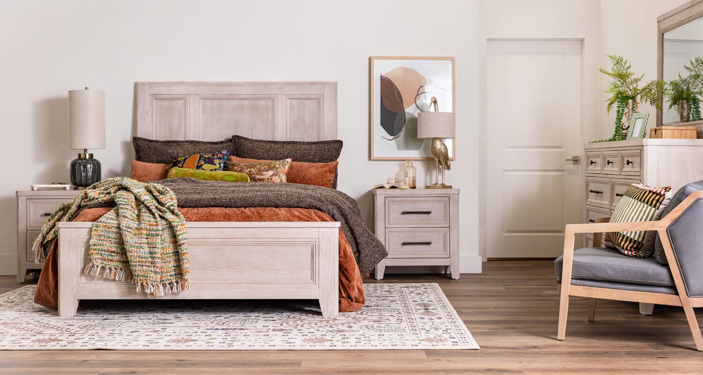 Hawthorne Furniture Carlson Queen Panel Bed in Washed Linen