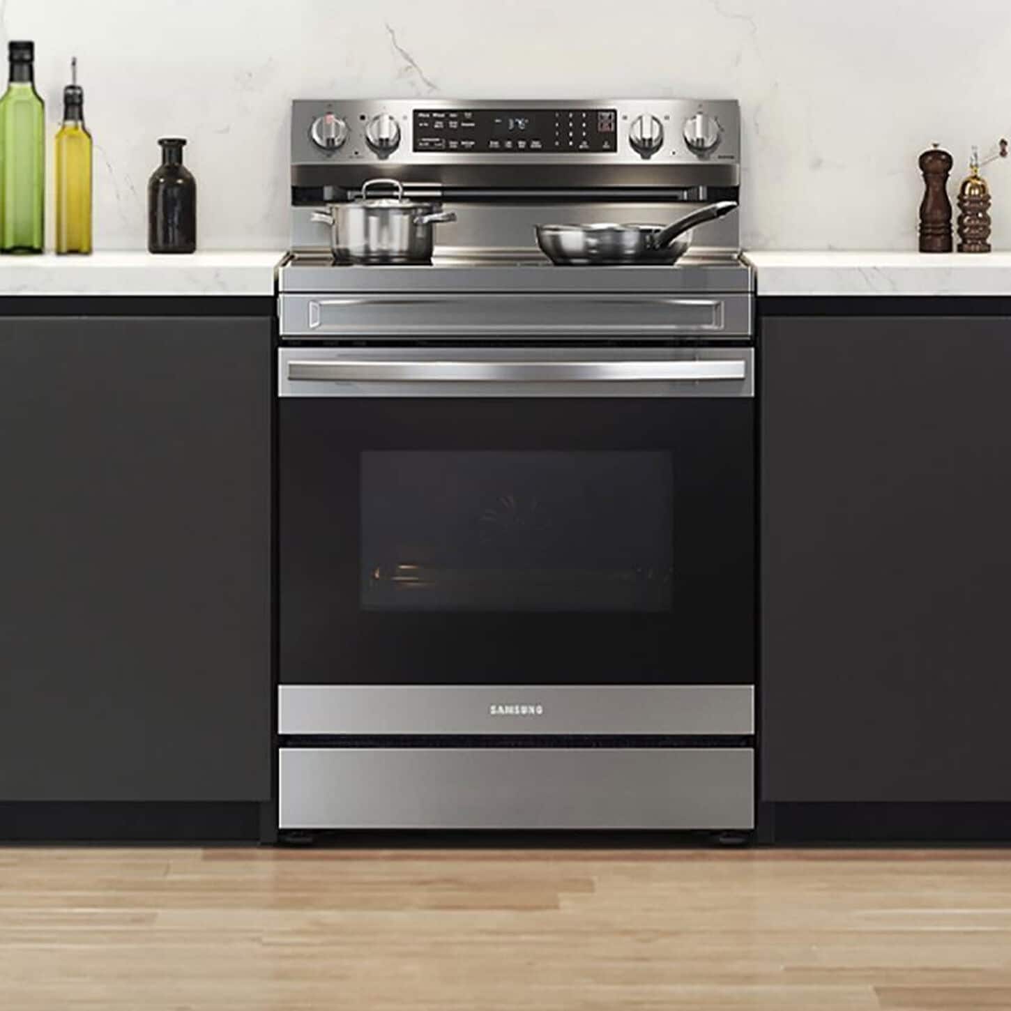Samsung 6.3 Cu. Ft. Freestanding Electric Range with Air Fry and Wi-Fi in Stainless Steel