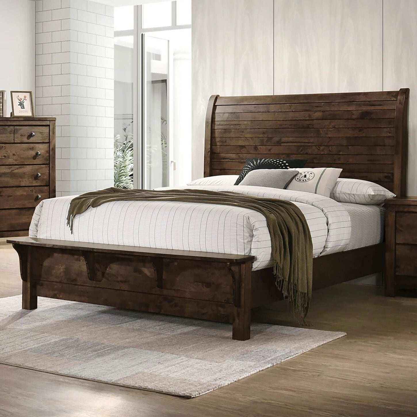 New Heritage Blue Ridge 4 Piece Queen Bedroom Set in Rustic Gray