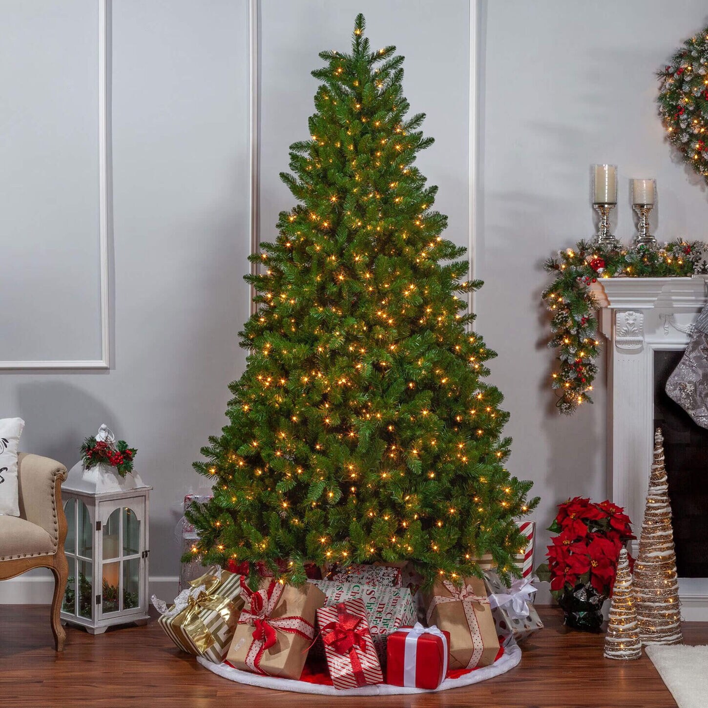 The Gerson Company 7.5' Pre-Lit Artificial Stone Pine with White Lights in Green