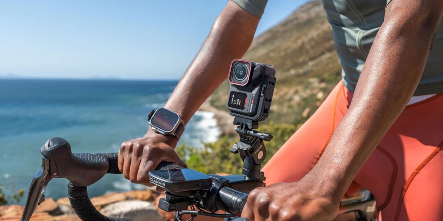 Insta360 Ace Pro 2 Standard Bundle Camera with Dual Batery in Midnight Black