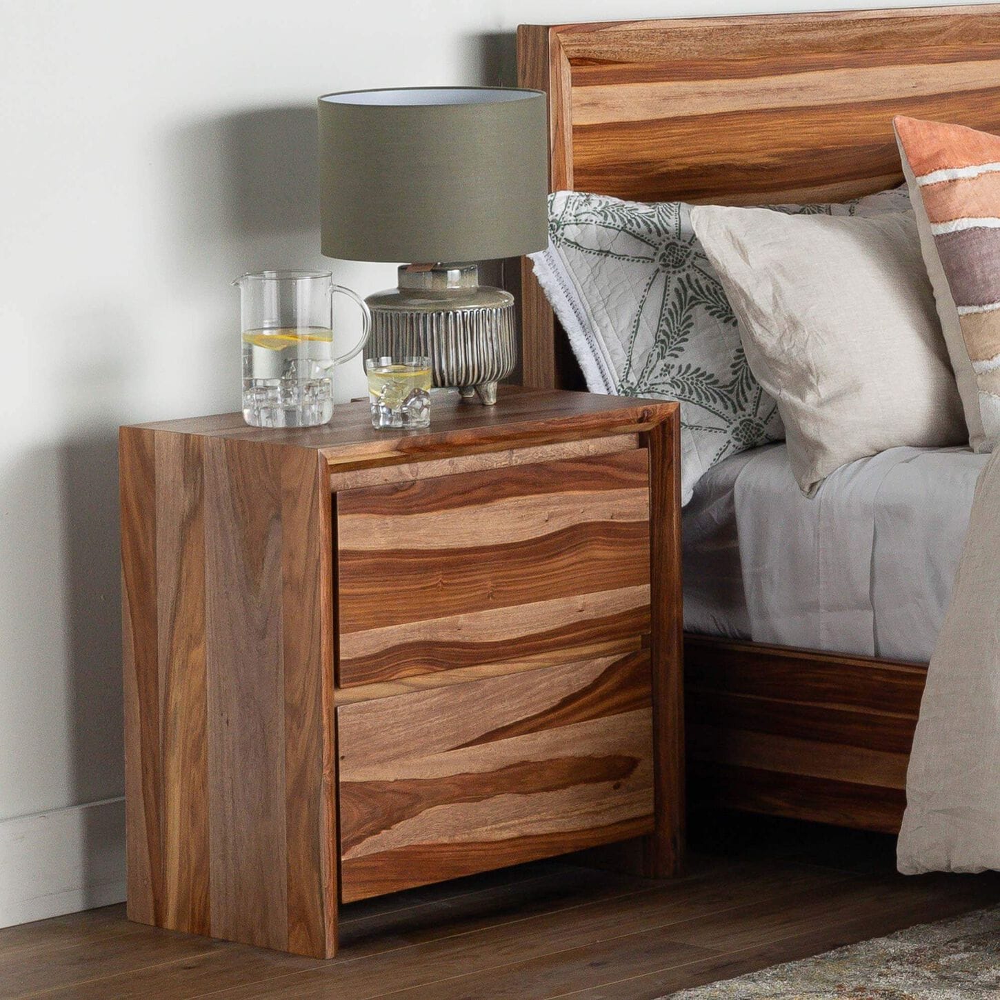 Millenium Dressonni 2-Drawer Nightstand in Brown