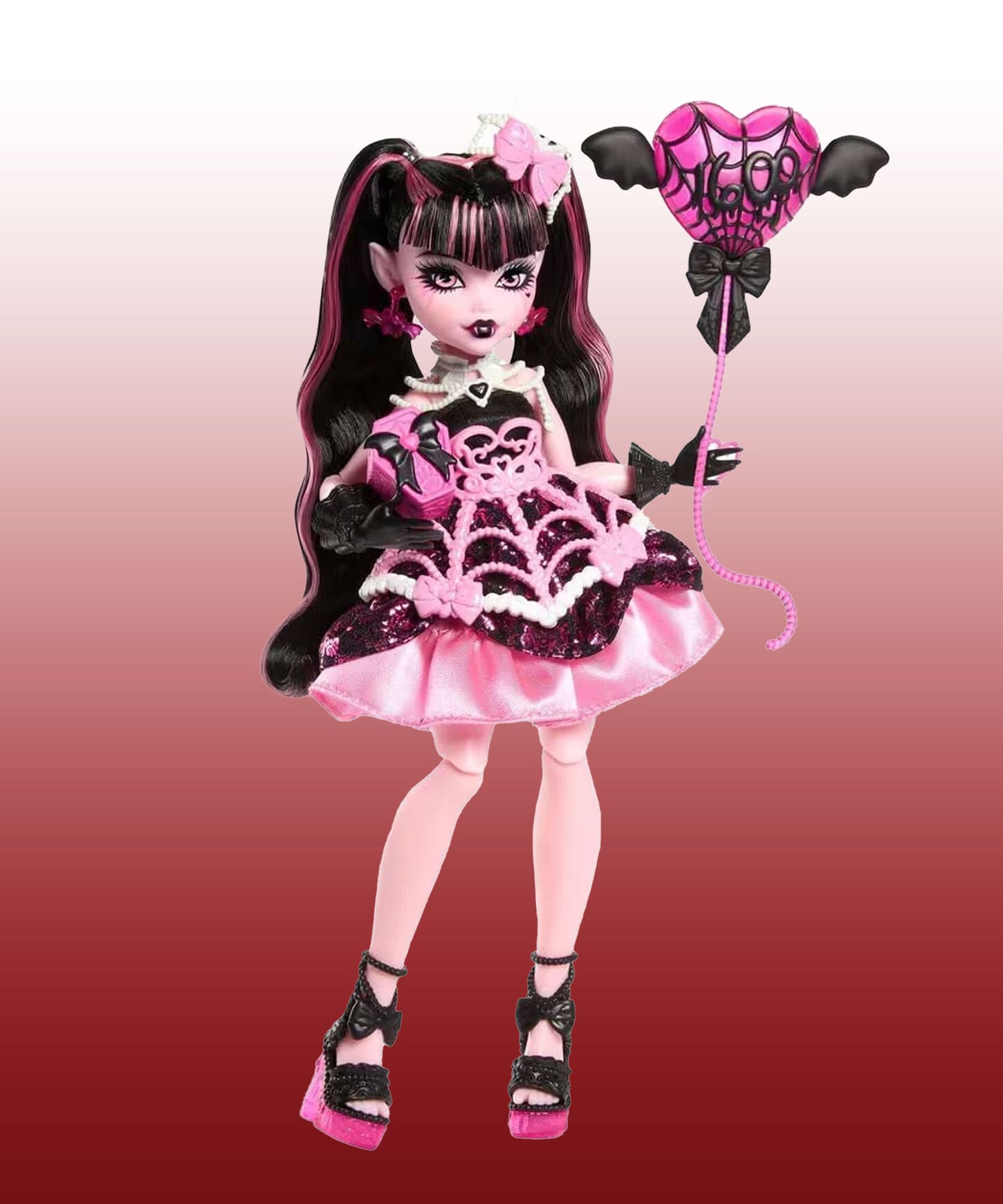 Monster High Draculaura Scary Sweet Birthday Doll in Pink