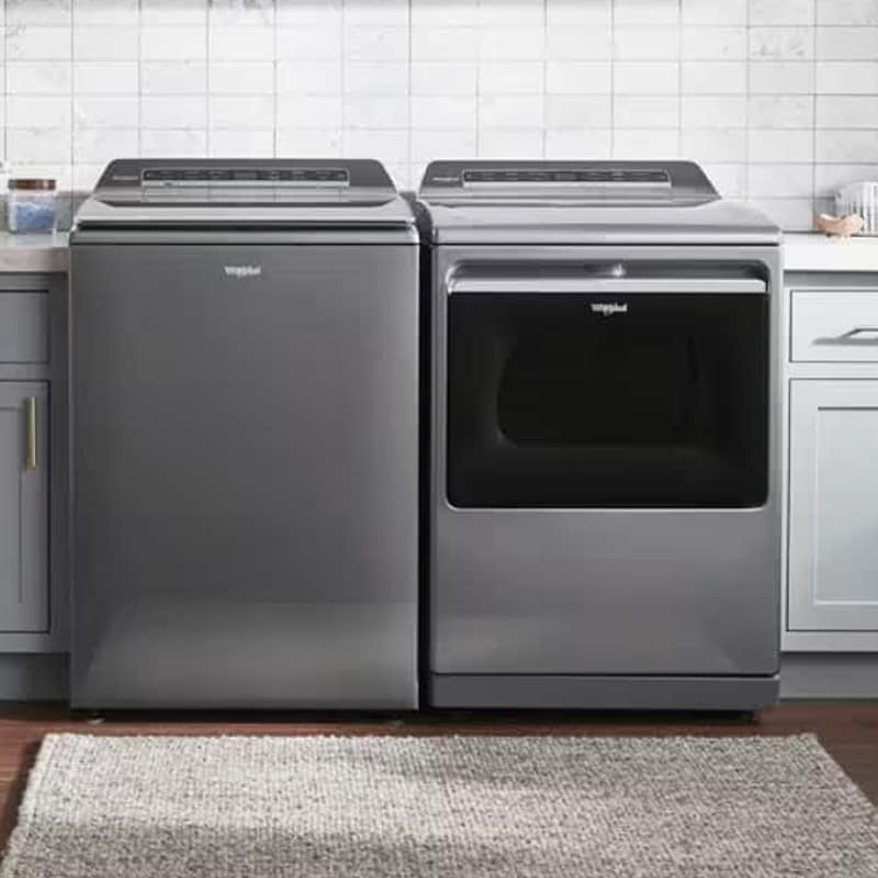 Whirlpool Laundry Pair in Laundry Room