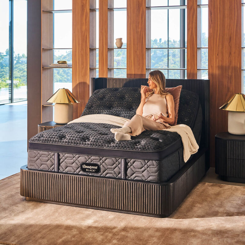 Beautyrest Black Series4 Medium Pillow Top Queen Mattress
