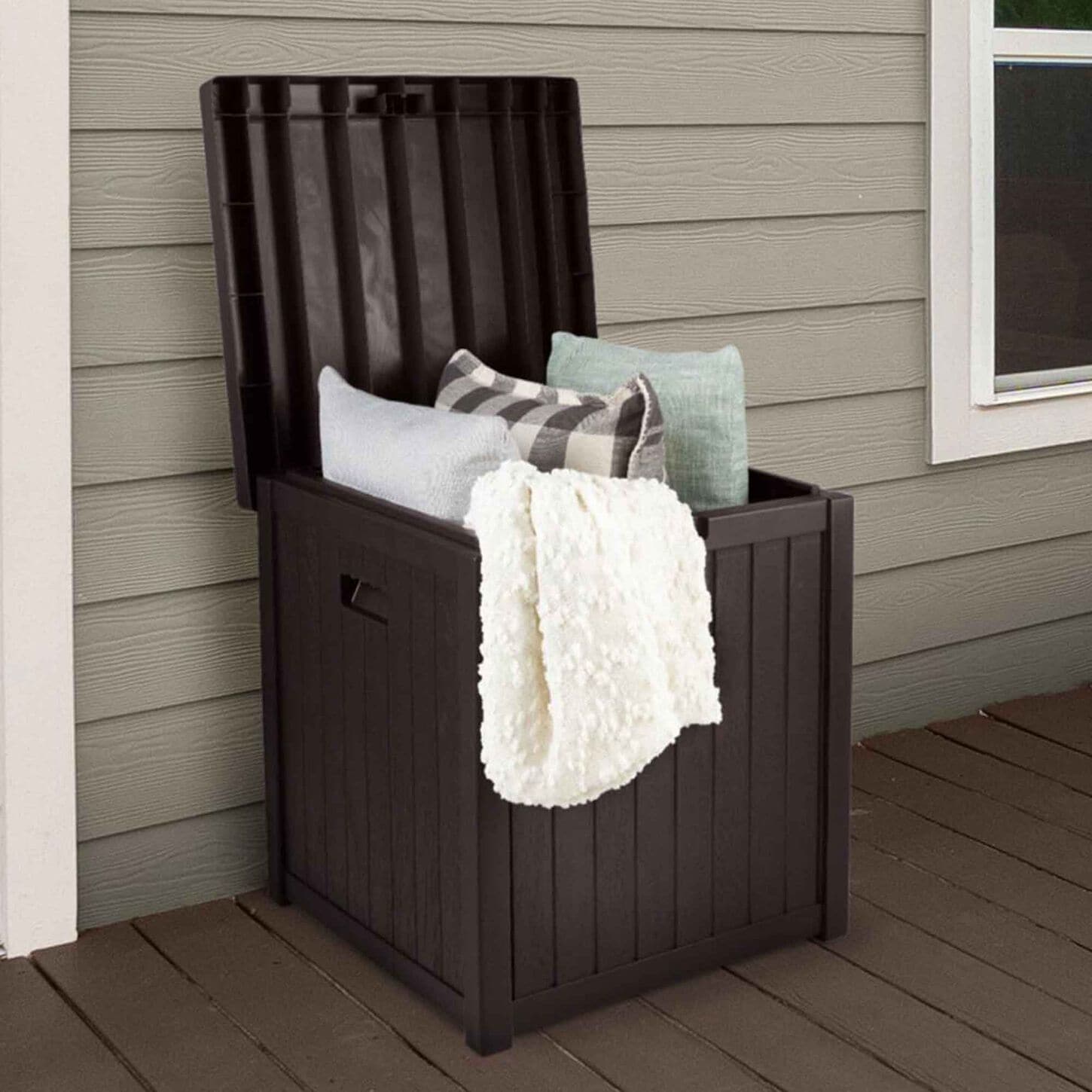 Timberlake 50 Gallon Patio Storage Box in Brown