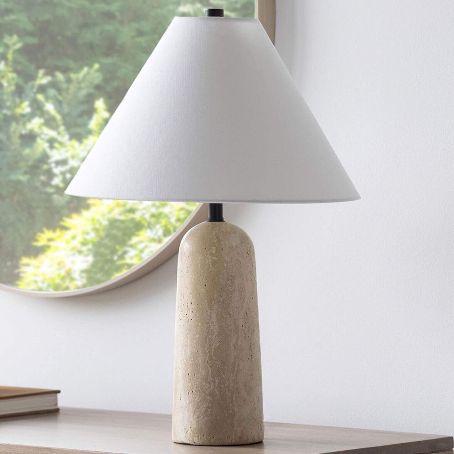 37B Agate Rounded Table Lamp in Natural Travertine