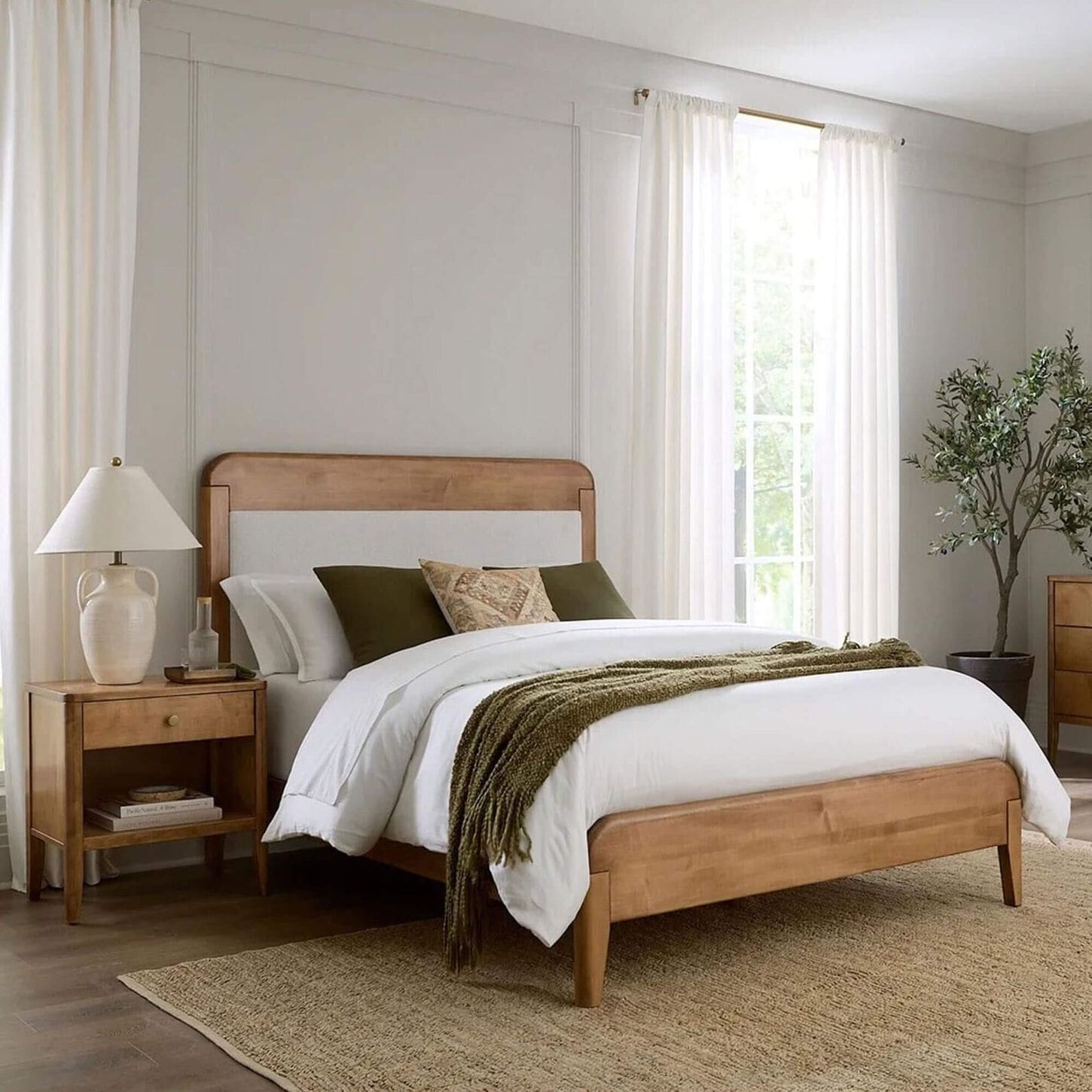 Archbold Furniture Warren Queen Platform Bed in Harvest