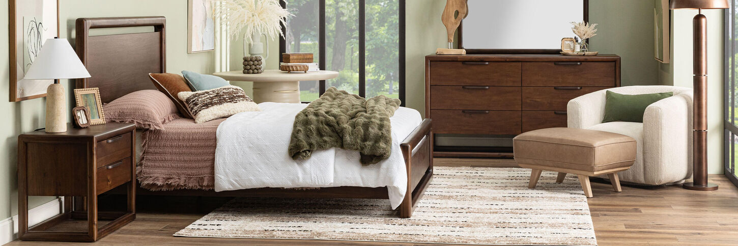 Urban Home Sol Queen Platform Panel Bed with Two Nightstands in Brown Spice