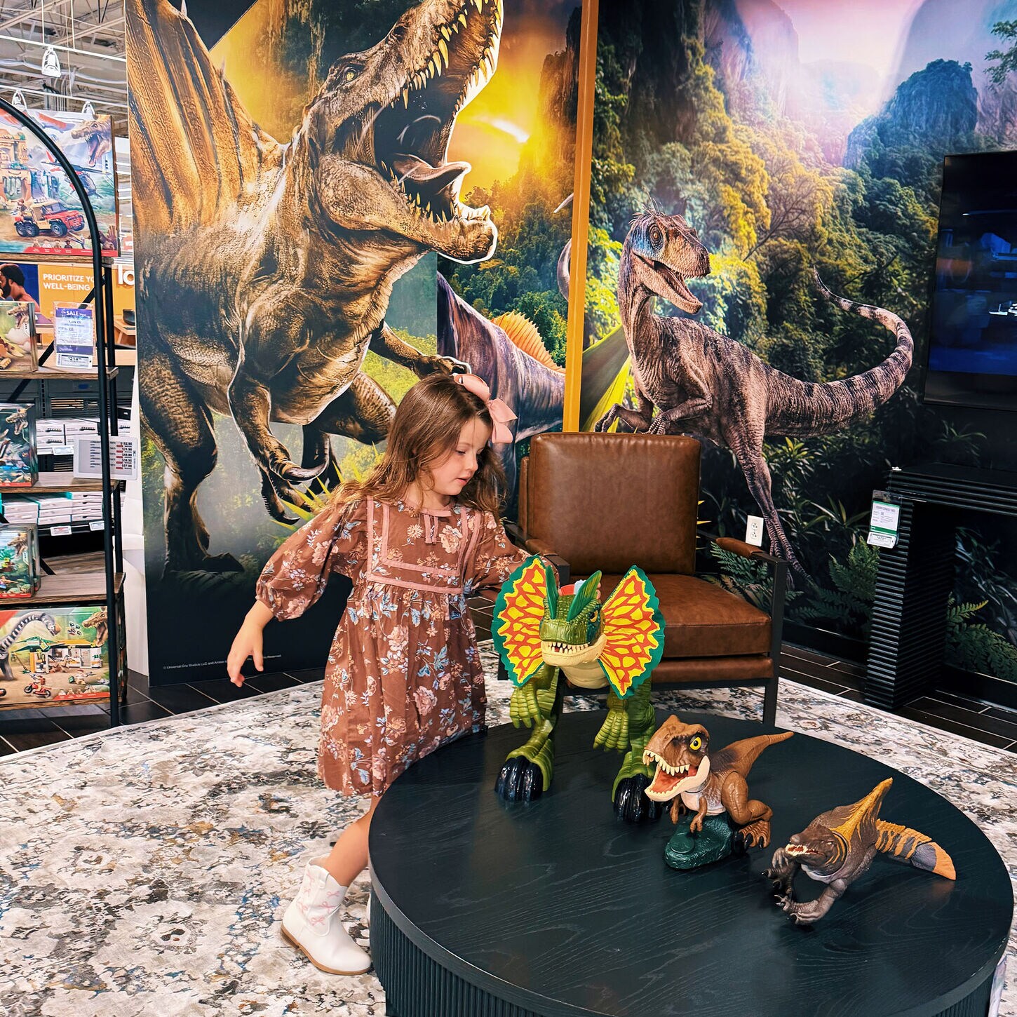 Hannah at nfm looking at dinos