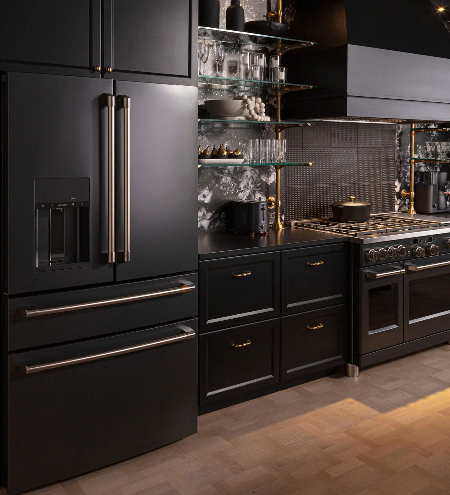 French Door Refrigerator, Range and stove in Black Stainless Steel