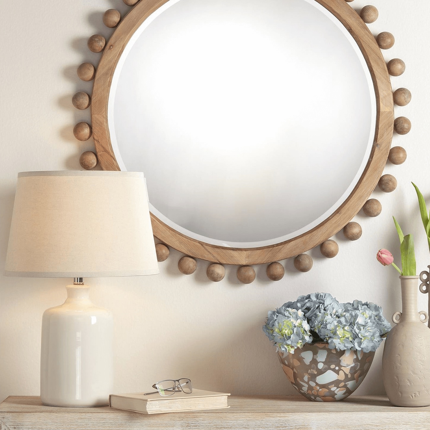Home decor with lamp and vase