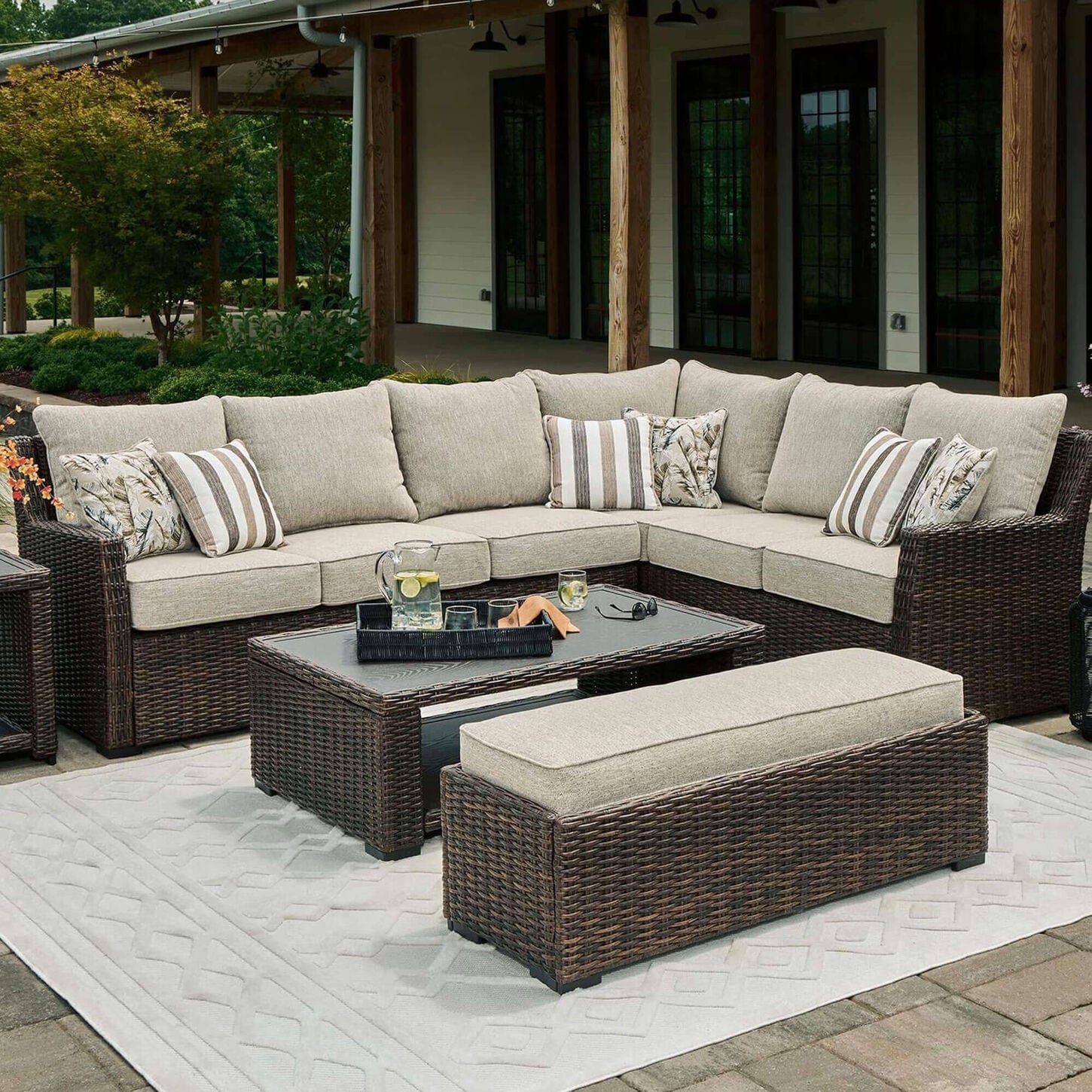 Ashley Brook Ranch 5-Piece Patio Conversation Set in Brown