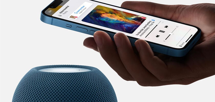 Apple HomePod mini and iPhone