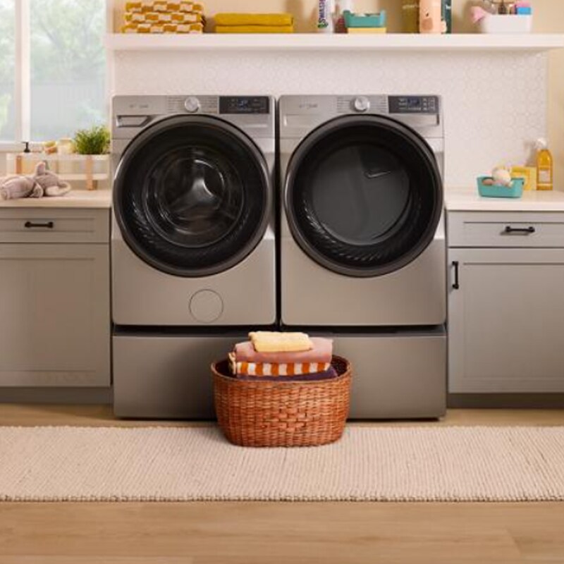 Whirlpool Laundry Pair in Laundry Room