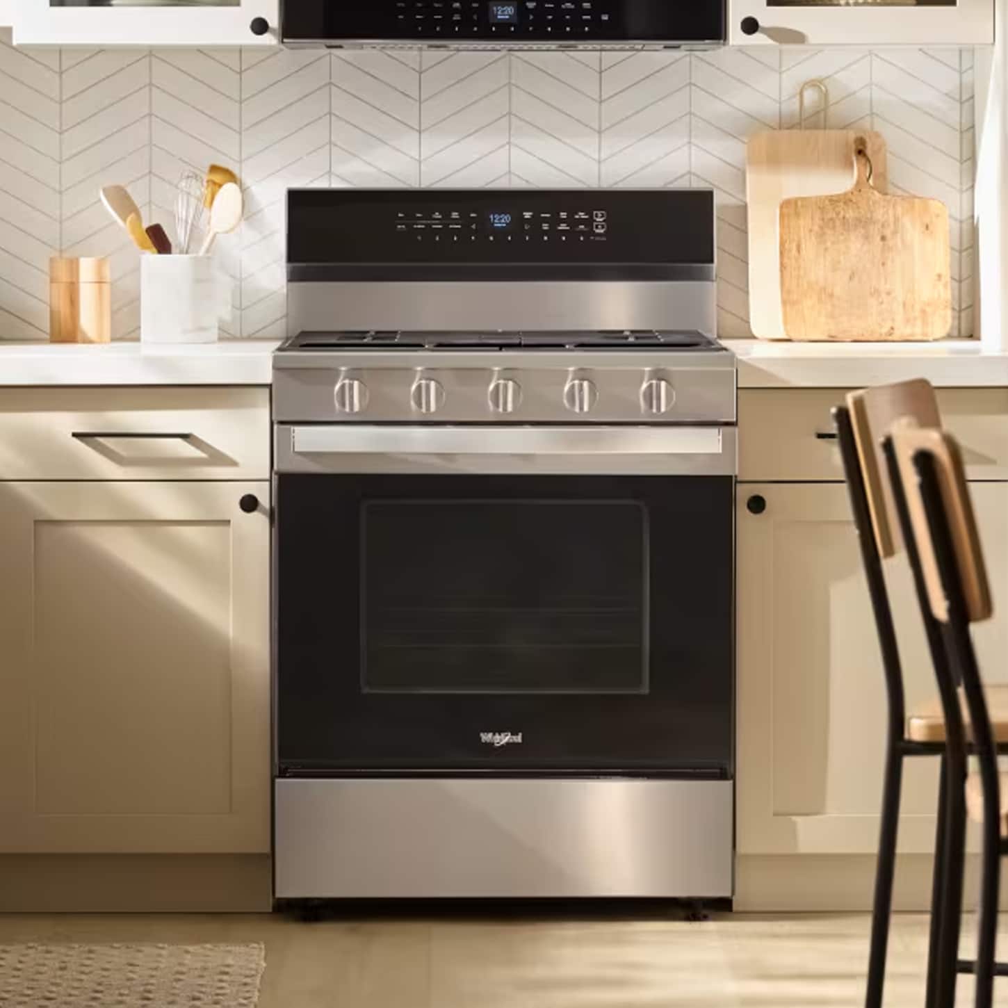 Whirlpool Range in Kitchen