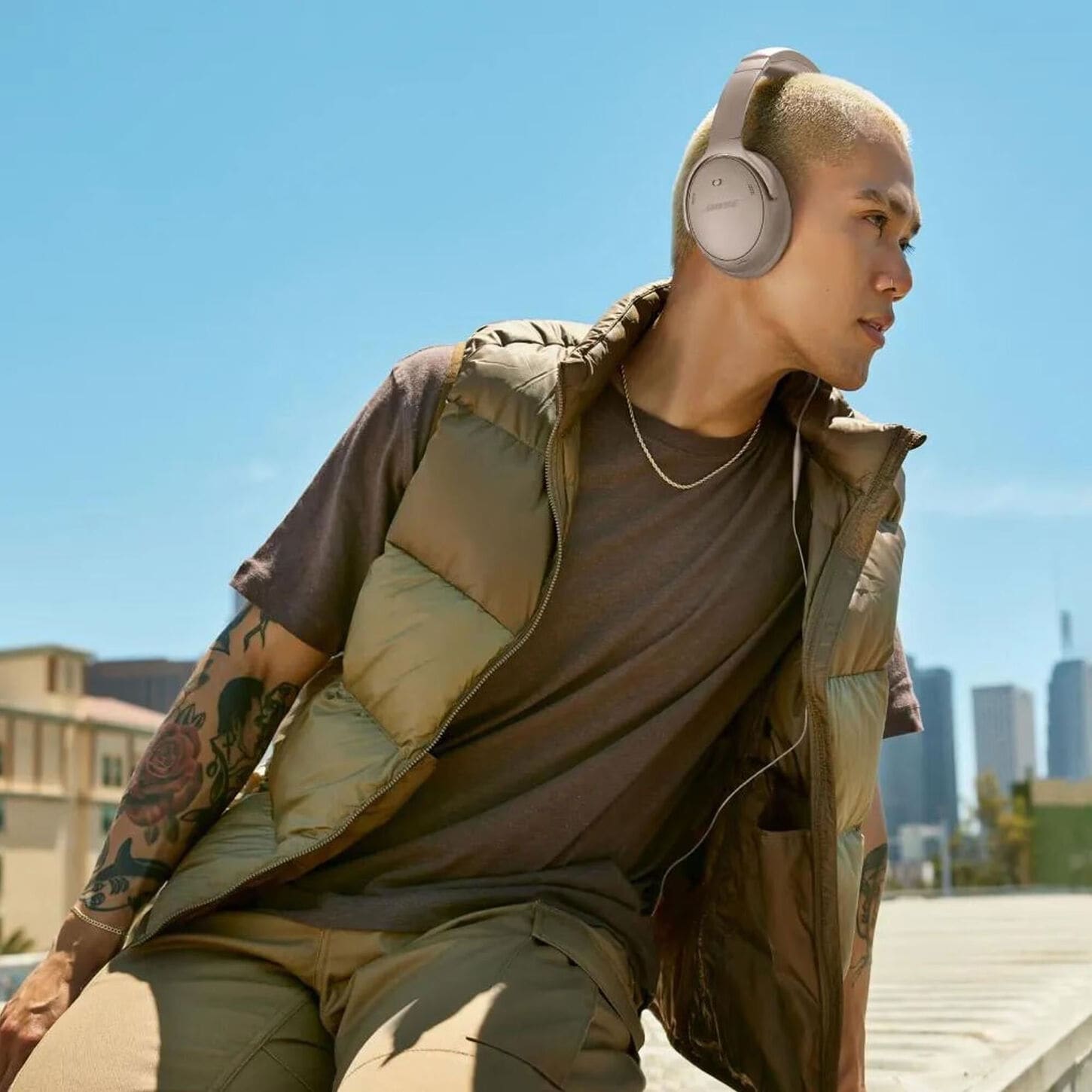 Bose QuietComfort Over-the-Ear Headphones in Sandstone