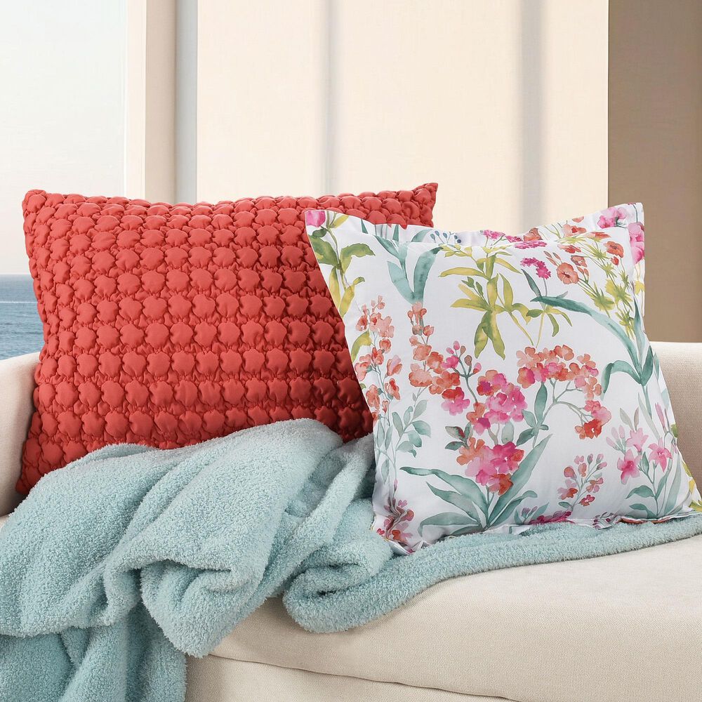 J. Queen New York Cozy 50&quot; x 70&quot; Throw in Aqua, , large