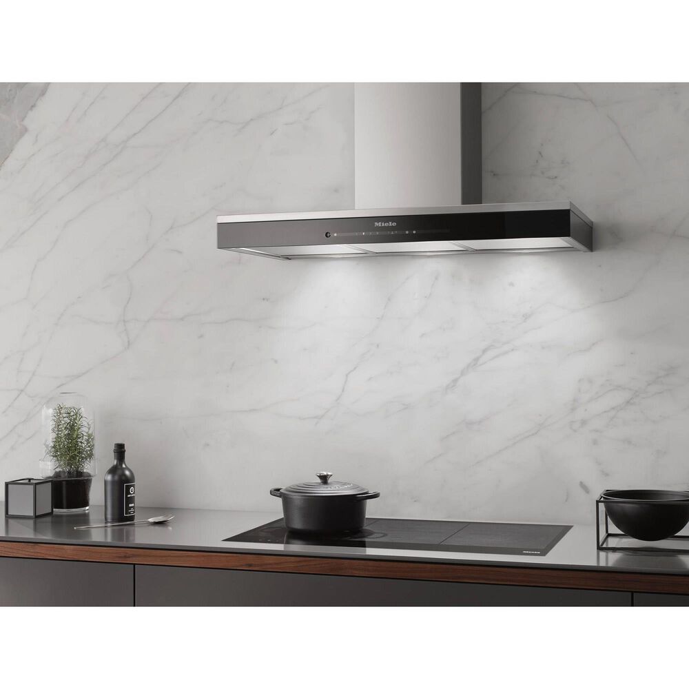 Miele 30" Smart Induction Cooktop in Black, , large