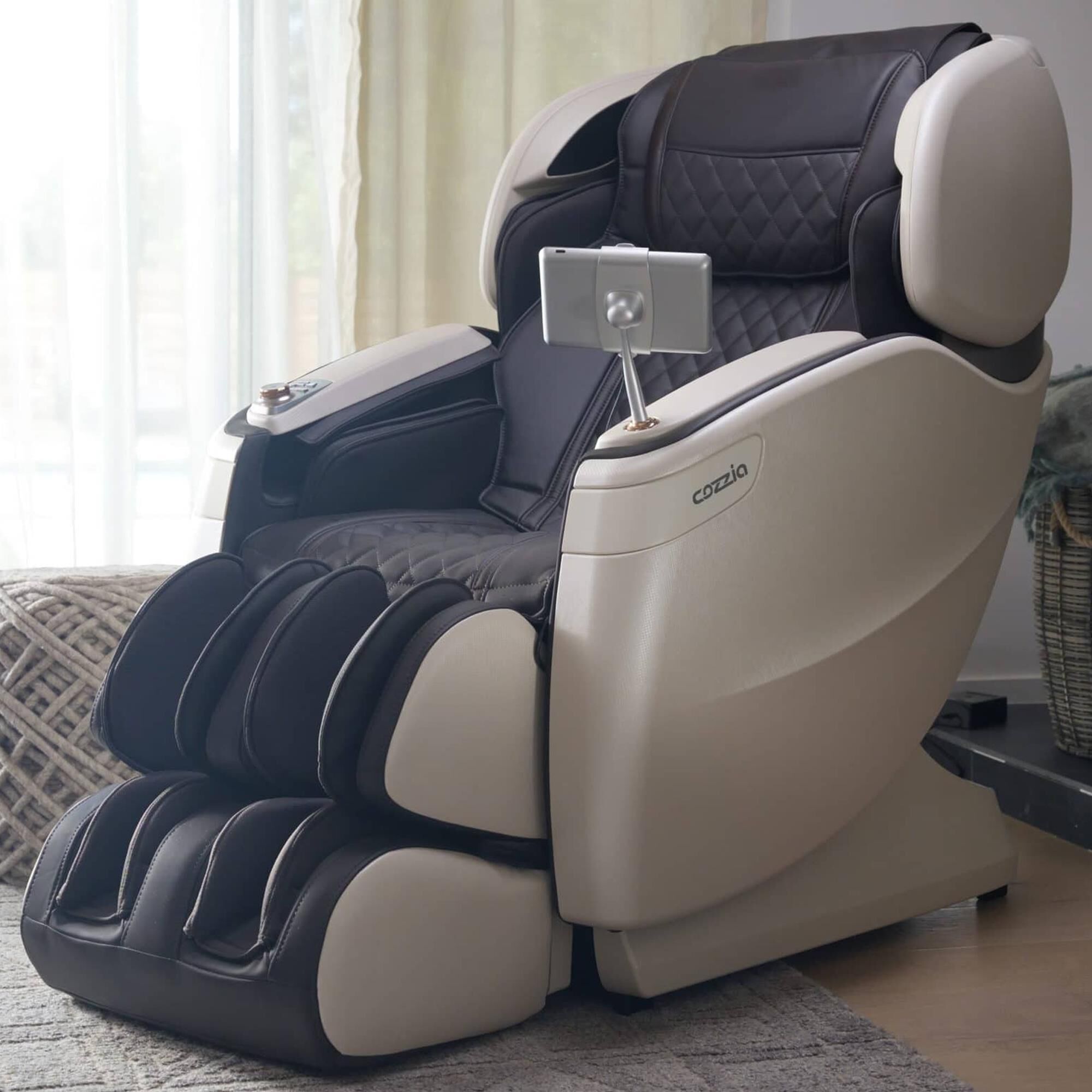Cozzia Massage Chair in Espresso and Pearl White