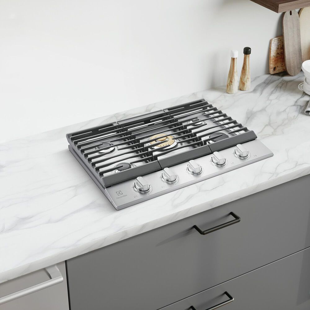 Electrolux 30&#39;&#39; Gas Cooktop with Griddle in Stainless Steel, , large