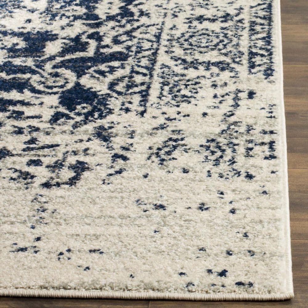 Safavieh Madison MAD603D-4 4&#39; x 6&#39; Cream/Navy Area Rug, , large