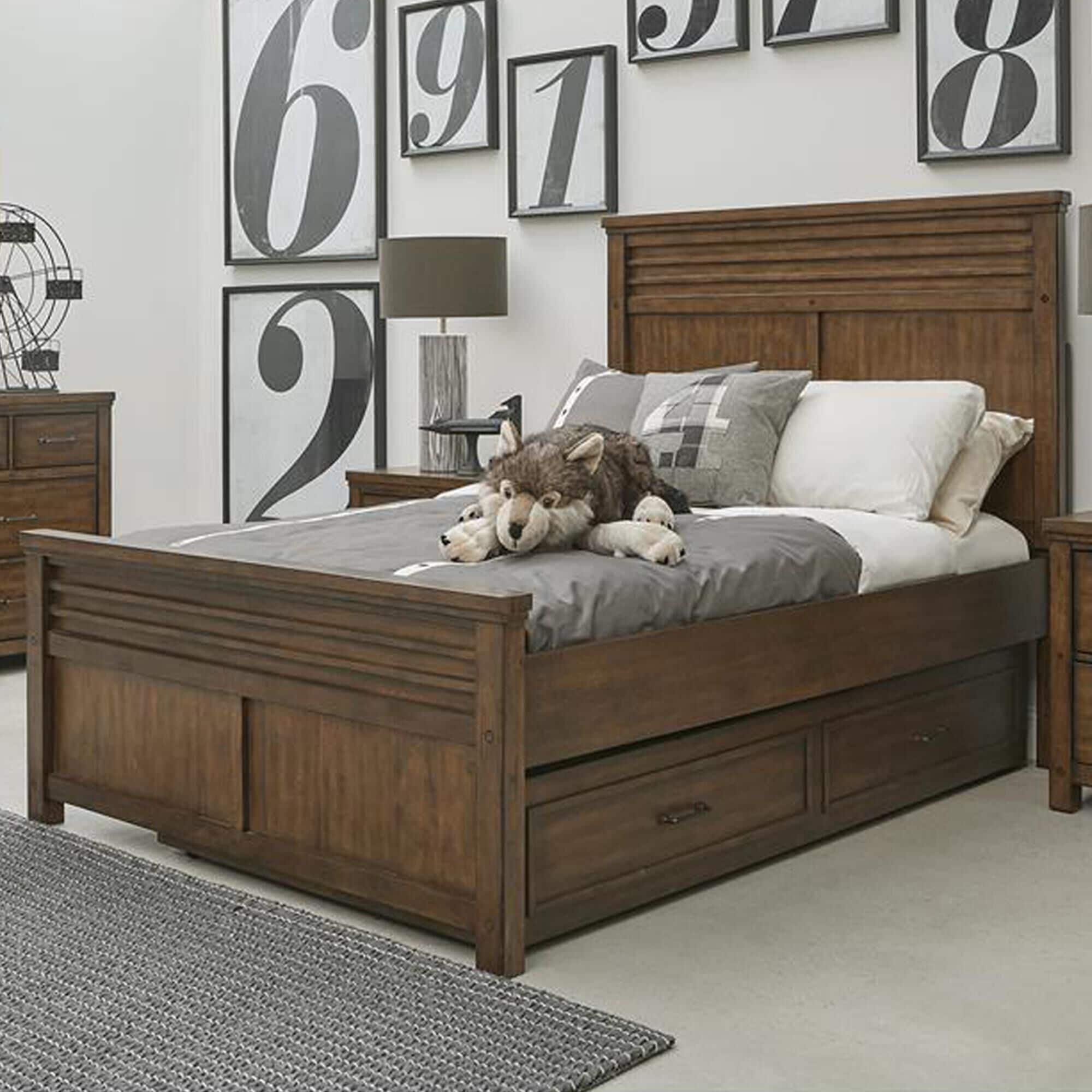 Samuel Lawrence Cambridge Full Panel Bed with Trundle in Brown