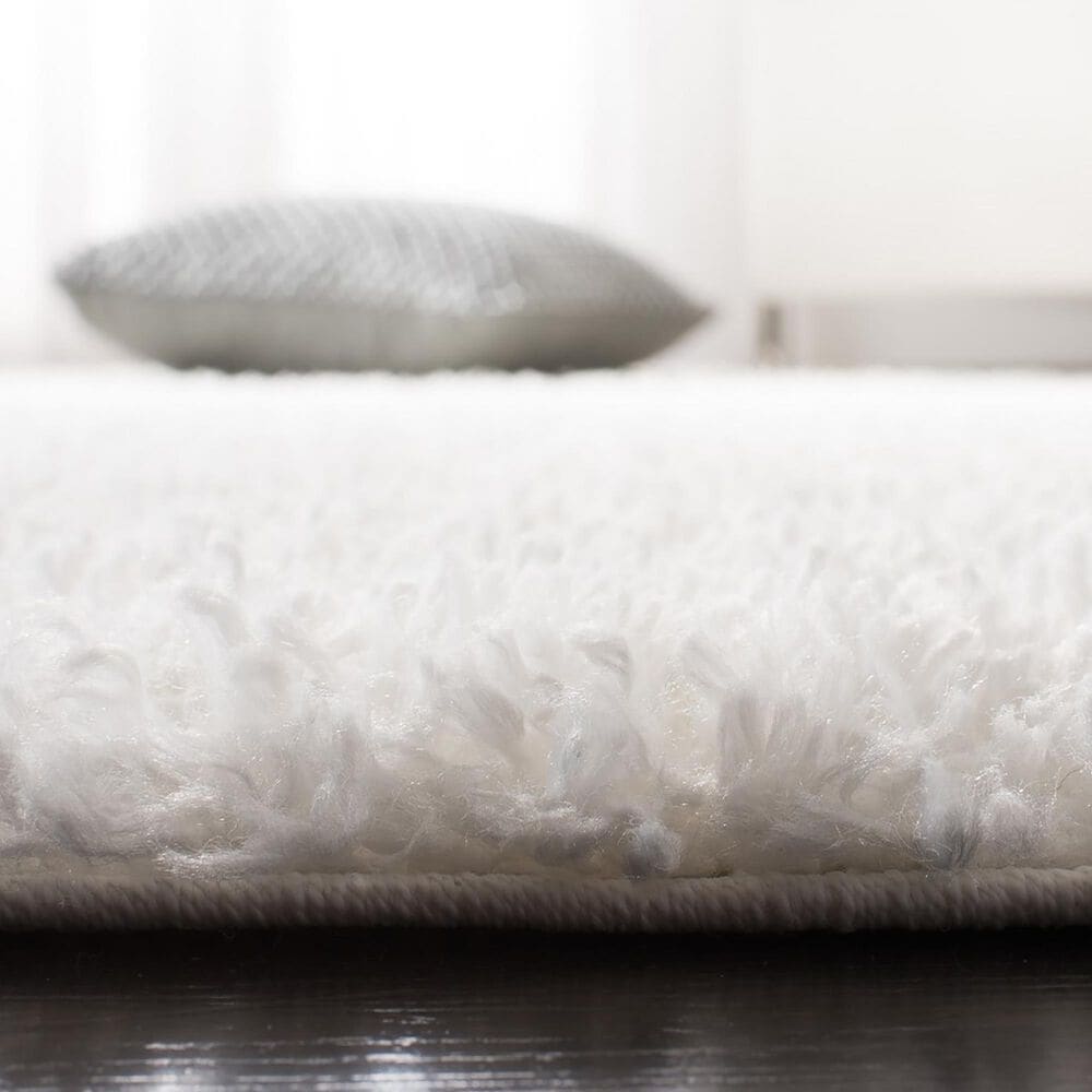 Safavieh August Shag 5&#39;3&quot; x 7&#39;6&quot; White Area Rug, , large