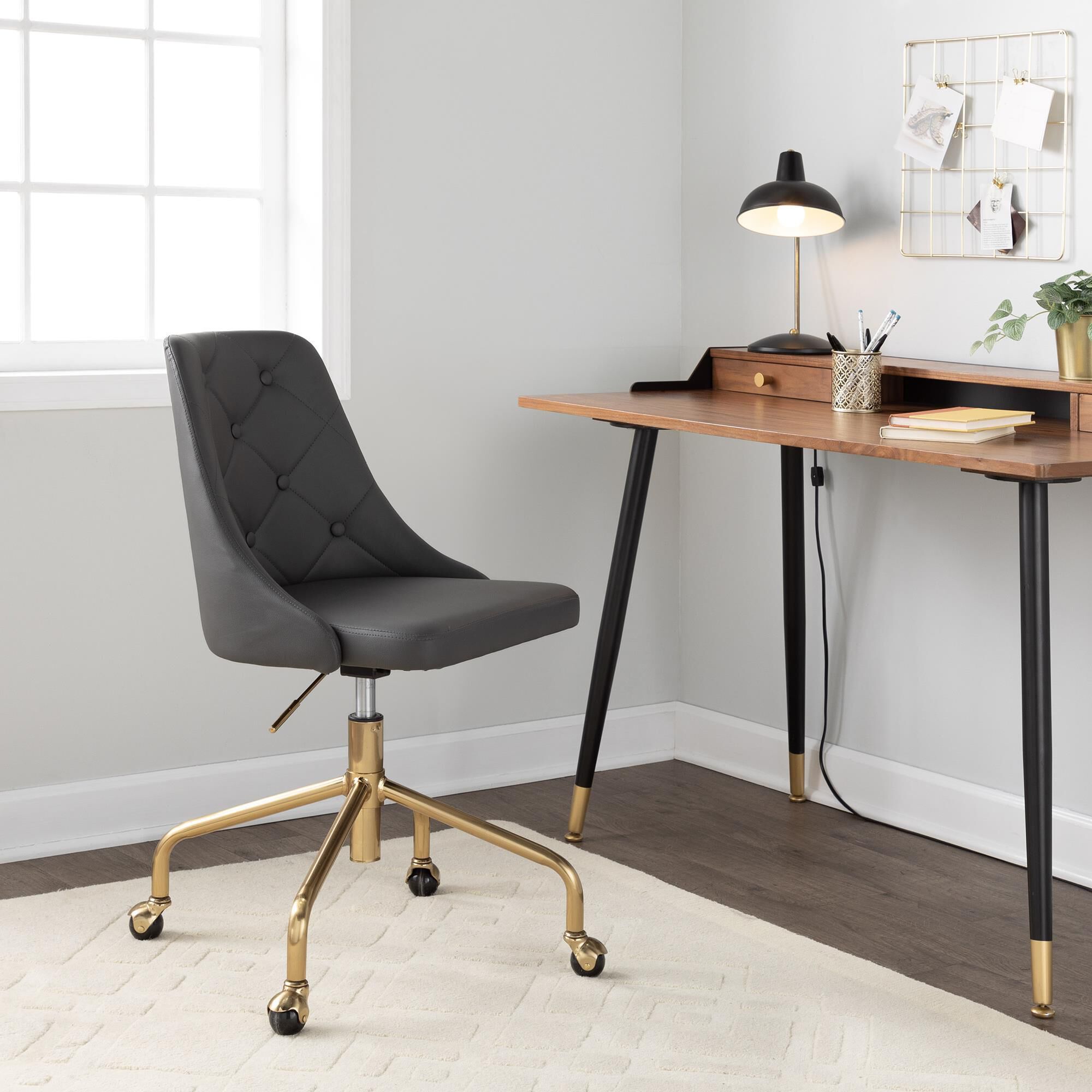 Lumisource store task chair