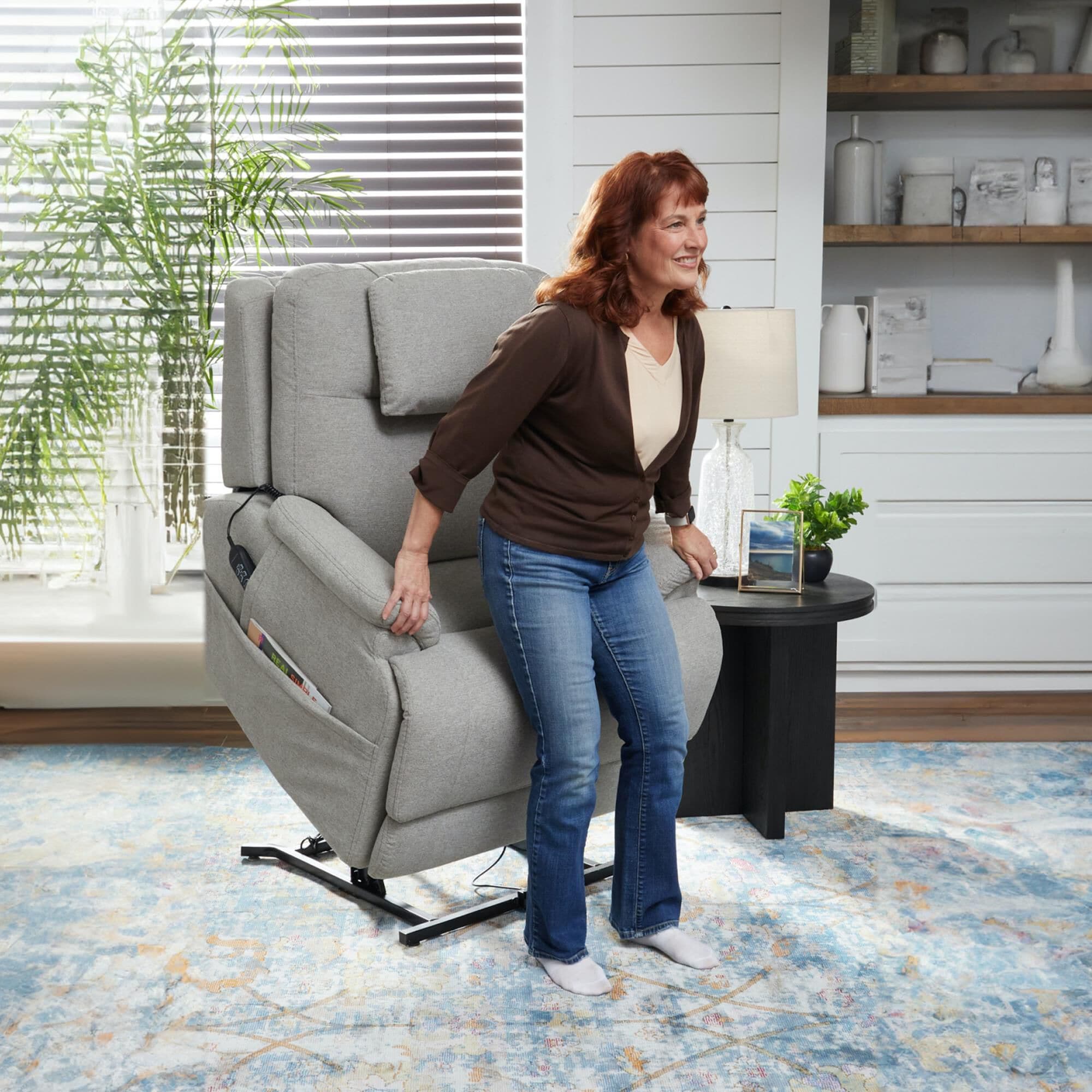 Flexsteel Zecliner Petite Power Lift Recliner in Dove NFM