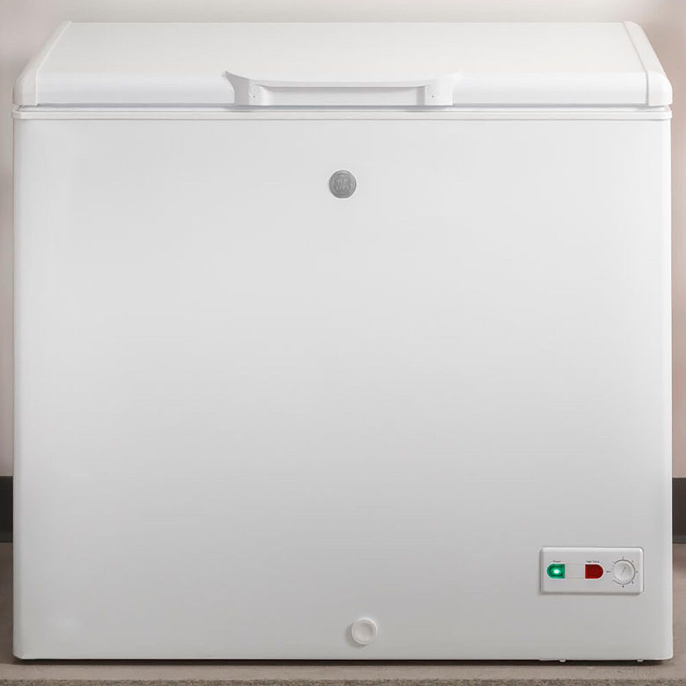 GE 8.8 Cu. Ft. Manual Defrost Chest Freezer in White, , large