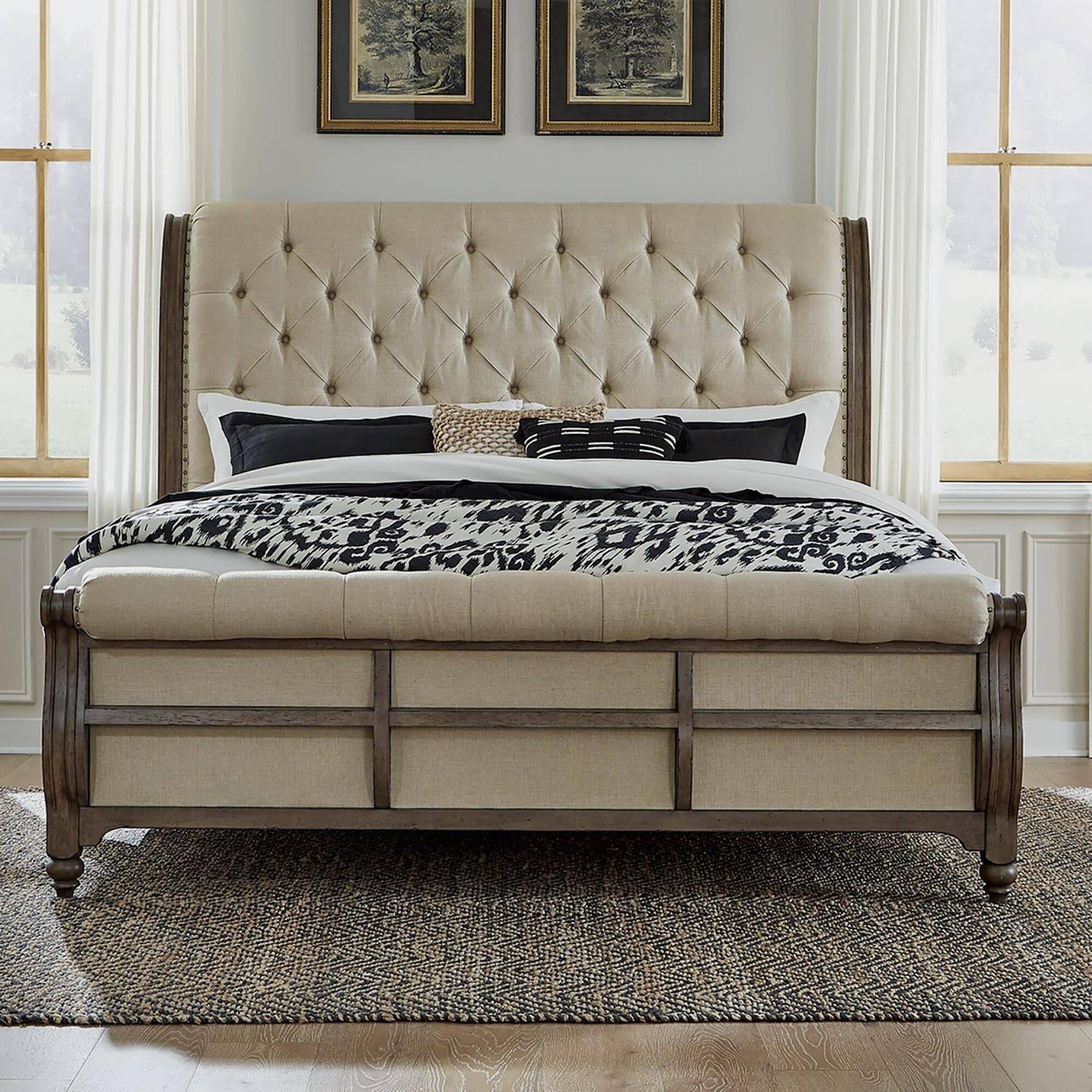 Belle Furnishings Americana Farmhouse Queen Sleigh Bed in Belle Furnishings Americana Farmhouse Queen Sleigh Bed in