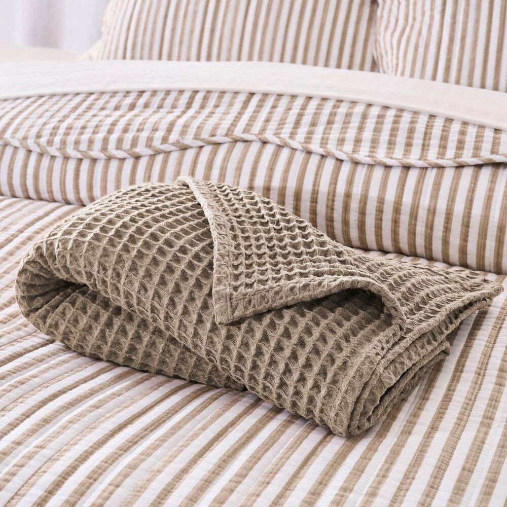 Levtex Martha 3-Piece King/Cal King Quilt Set in Taupe and White, , large