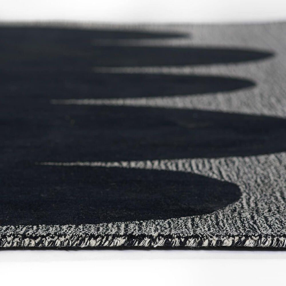 Momeni Simba 2&#39;6&quot; x 8&#39; Black Runner, , large