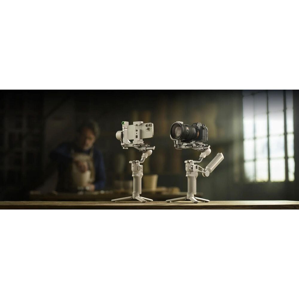 DJI RS 4 Mini Combo Gimbal in Gray, , large