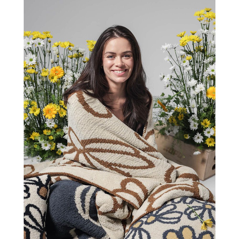 Sunday Citizen Daisy Throw in Chestnut and Sahara Tan, , large
