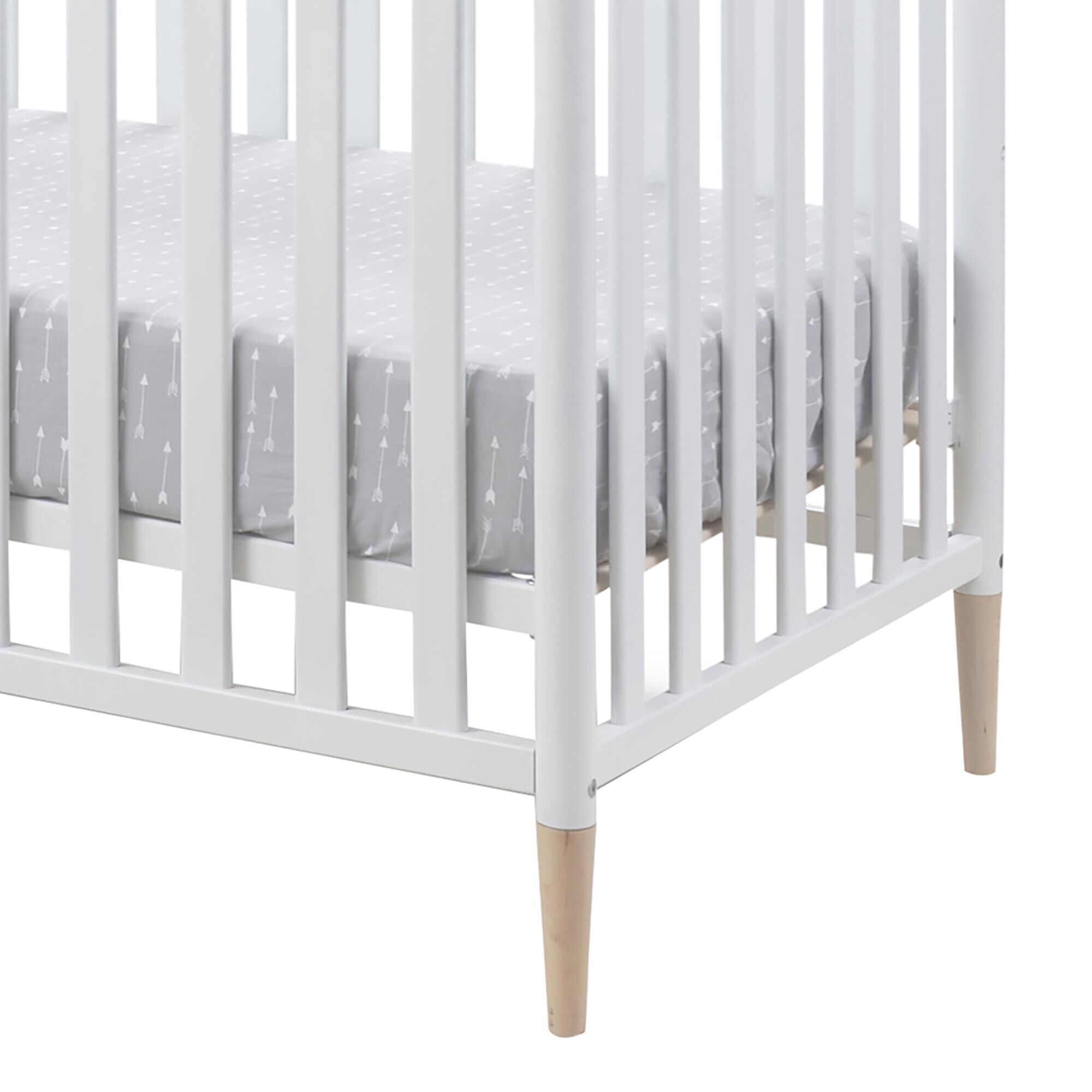 Fisher price mia convertible crib top