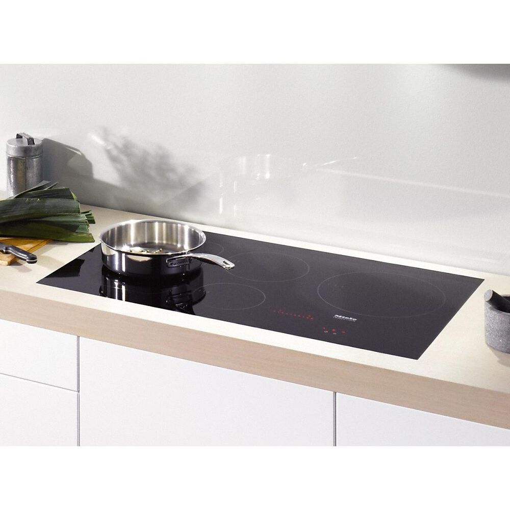 Miele 36" Induction Cooktop in Black Nebraska Furniture Mart