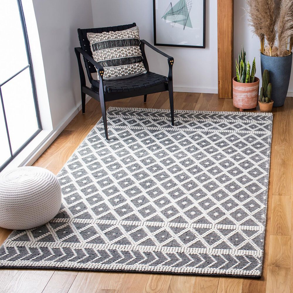 Safavieh Natura NAT482A 4&#39; x 6&#39; Ivory and Black Area Rug, , large