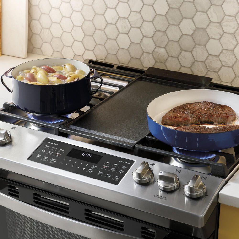 GE Appliances 30" SlideIn FrontControl Gas Double Oven Range in