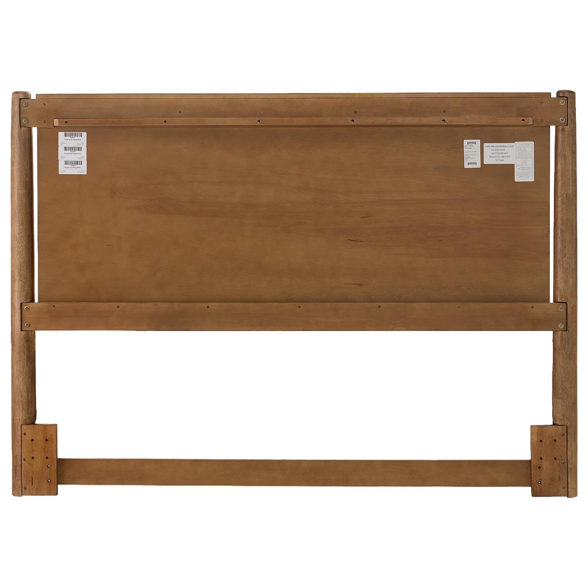 Riverside Furniture Henderson King Platform Bed in Toasted Pecan