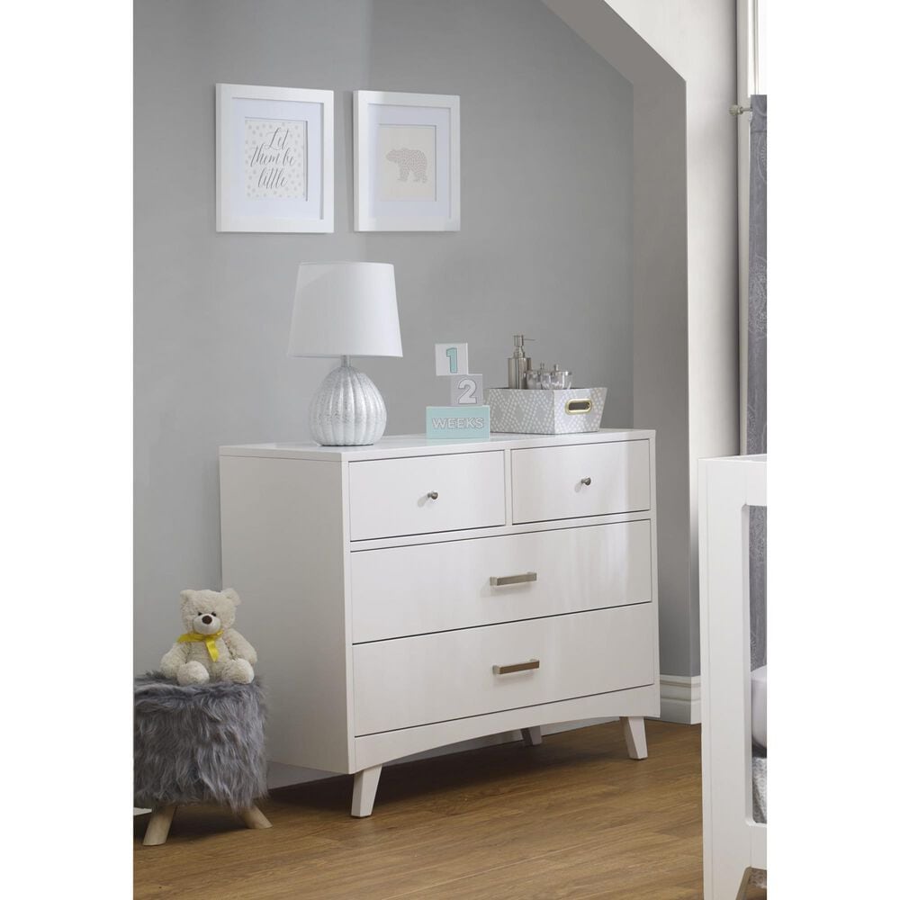 Sorelle Furniture Soho 4-Drawer Dresser in White and Natural, , large