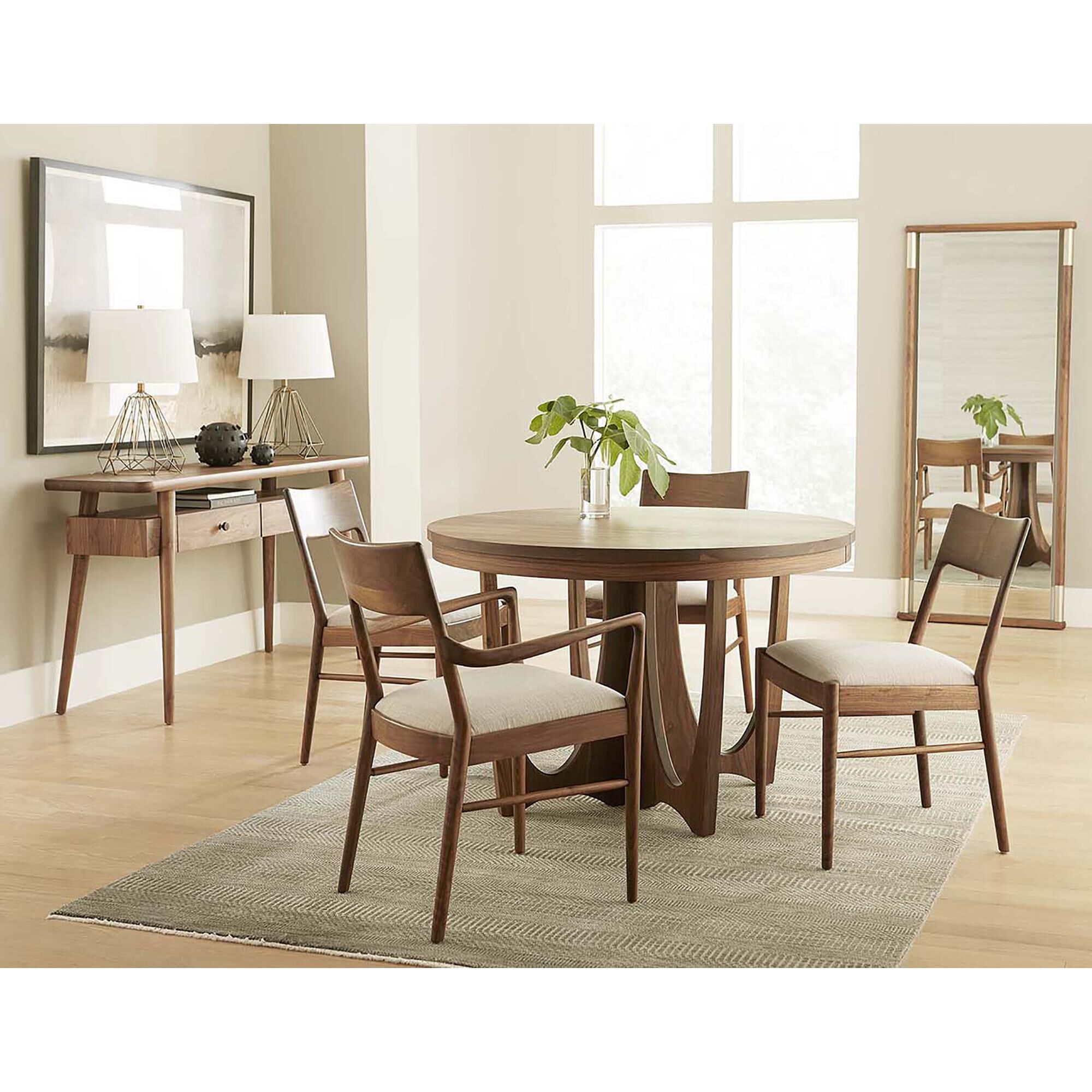 Stickley Furniture Walnut Grove Round Dining Table in Walnut NFM