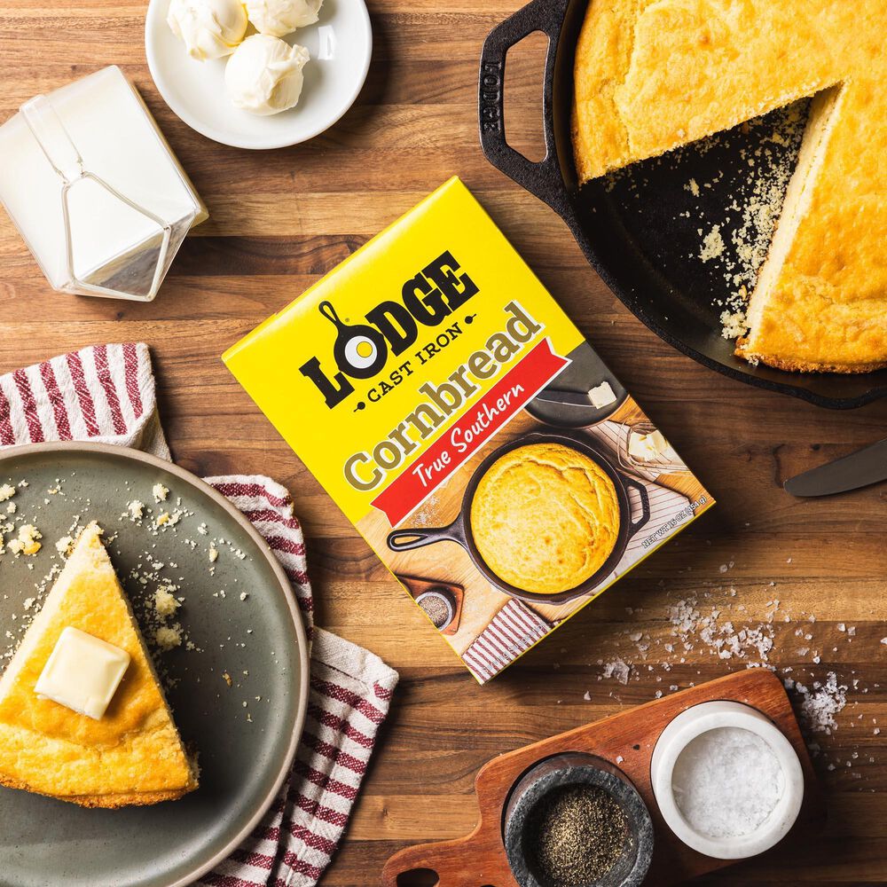 Lodge True Southern Skillet Cornbread Mix, , large