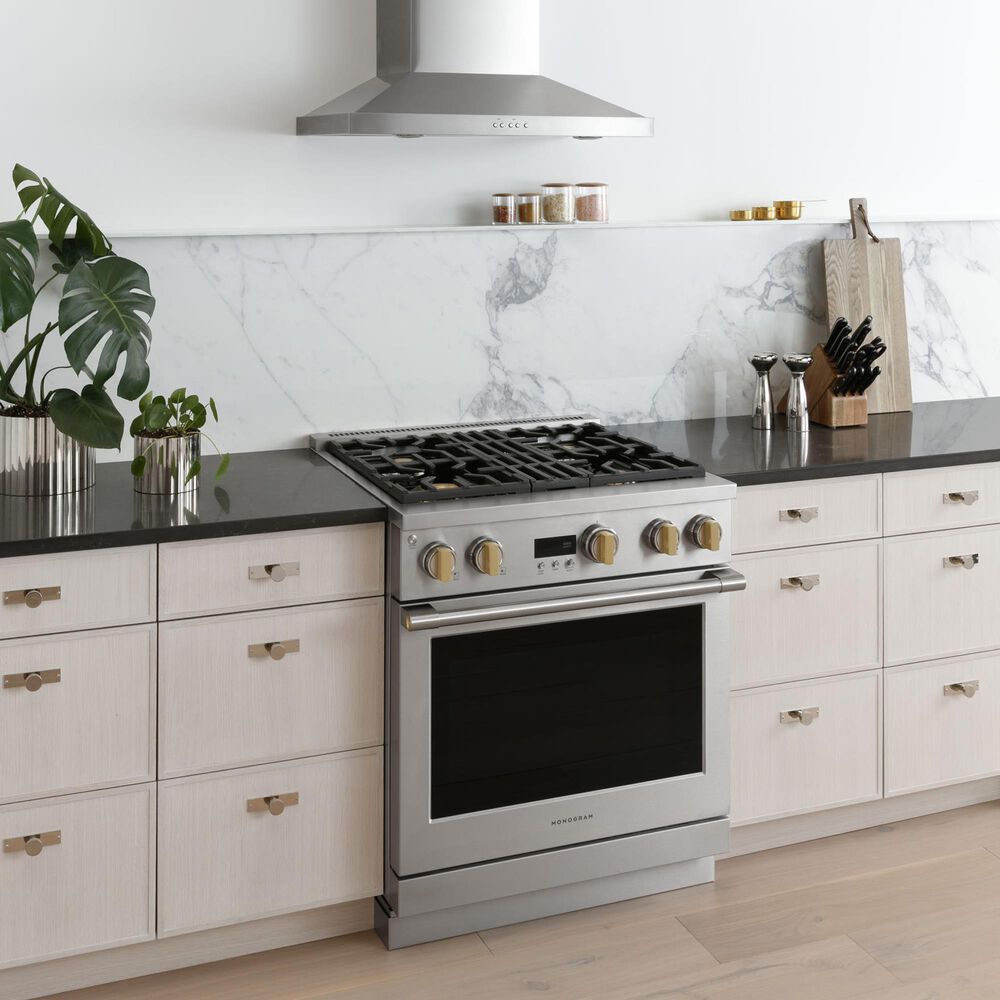 Monogram 30&quot; Dual-Fuel Professional Range with 4 Burners in Stainless Steel, , large