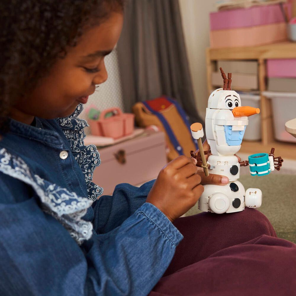 LEGO Disney Olaf and Bruni's Picnic Fun Building Set, , large