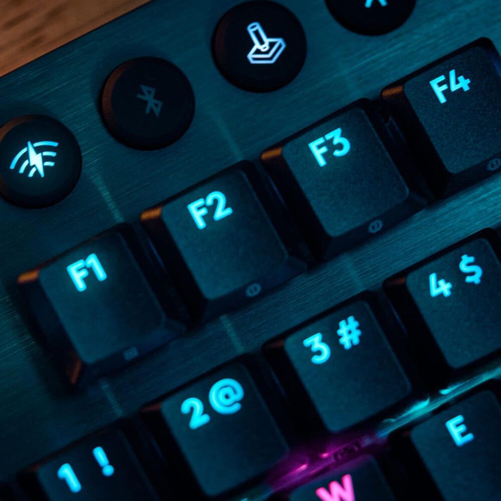 Logitech G915 X Lightspeed TKL Tactile Wireless Gaming Keyboard in Black, , large