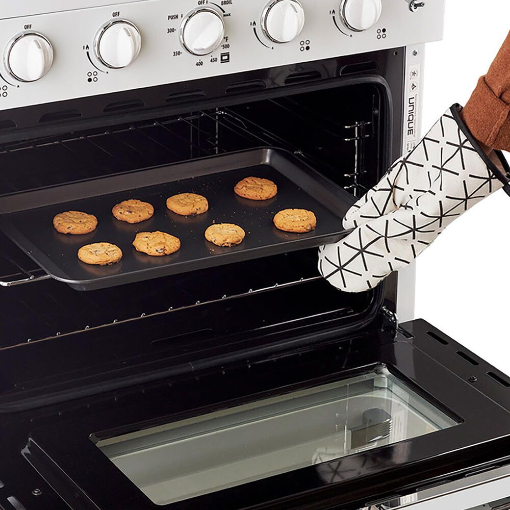 Unique Appliances Classic Retro 30" Pro Convection Gas Range in Marshmallow White, , large