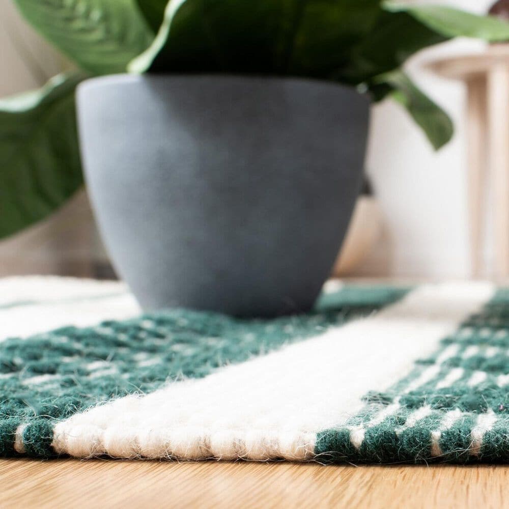 Safavieh Natura 2&#39;3&quot; x 9&#39; Ivory and Green Runner, , large