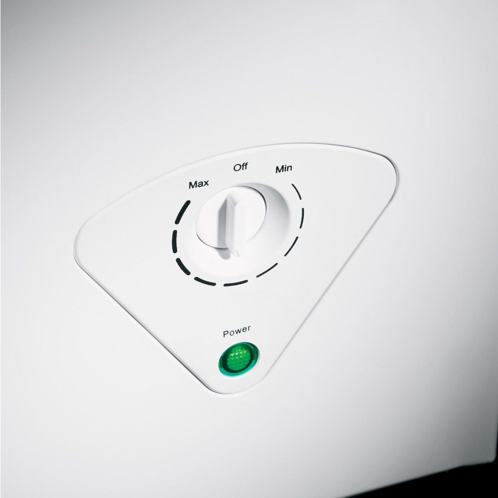 GE Appliances 7.0 Cu. Ft. Manual Defrost Chest Freezer in White, , large